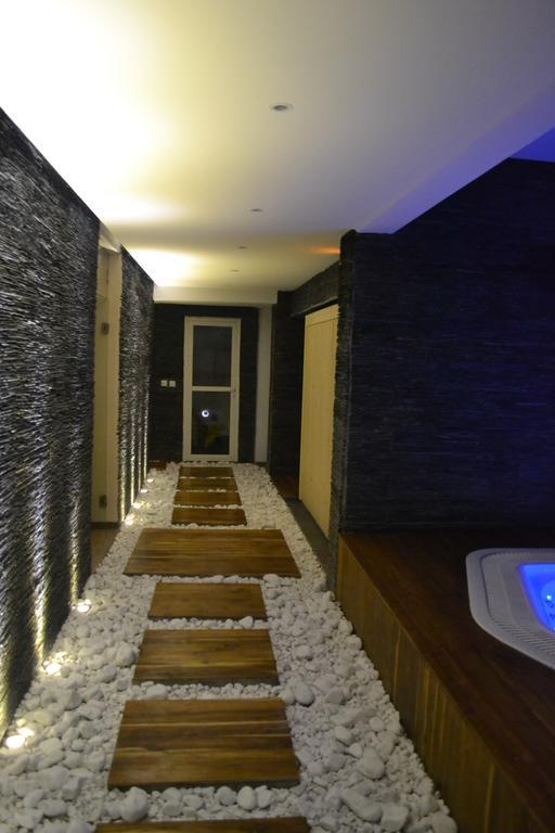 Residence Amann Appartement Et Spa Hammam Sauna Jacuzzi Marcory Luaran gambar